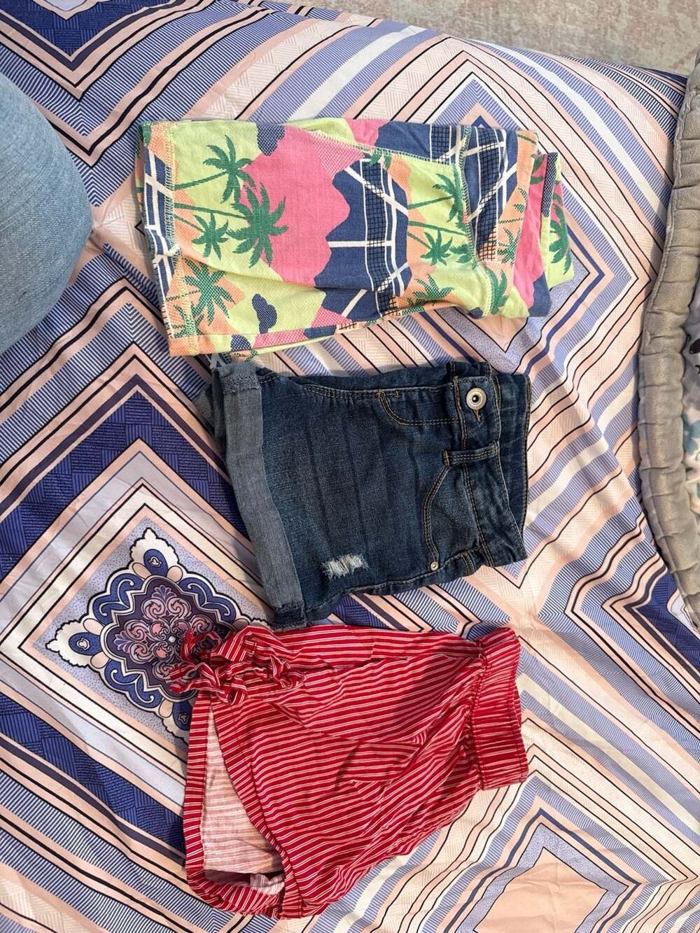 Kids/girls size 7/8 Mixed Shorts Bundle - Tropical Palm Print, Denim Cutler, and